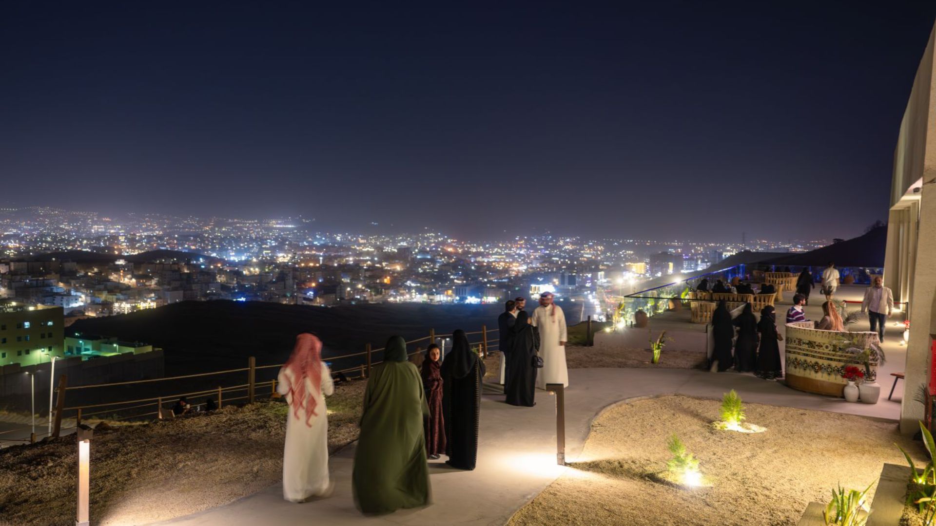 Aryash – Aussichtspunkt & Sonnenuntergangsplatz in Abha - die ...