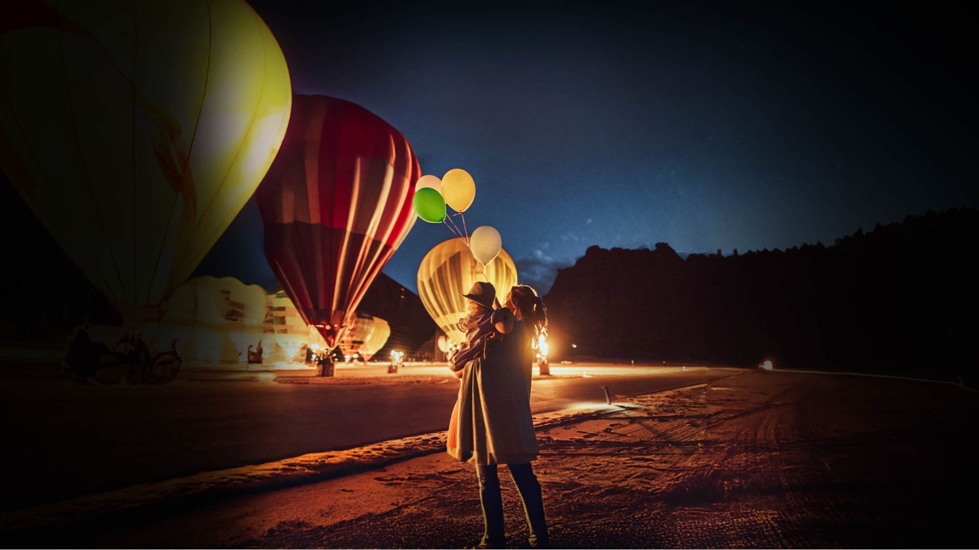 Hot Air Balloons Glow Show