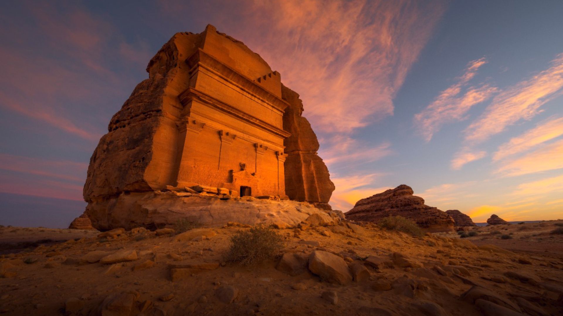 Preserved tombs and ancient wonders at Hegra