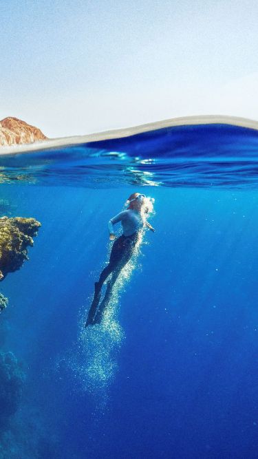 diving